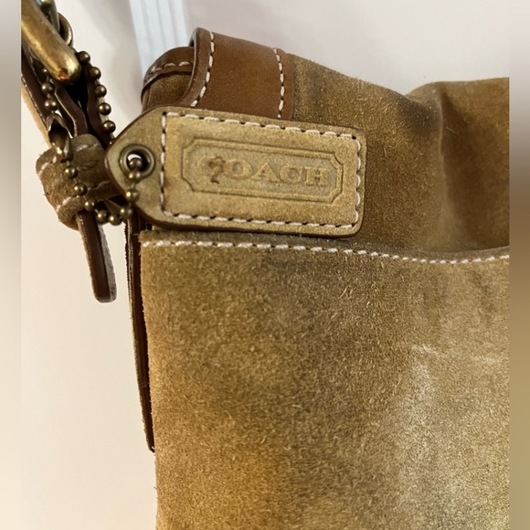 Vintage Coach Saddle Bag: Genuine Suede - Picture 10 of 16